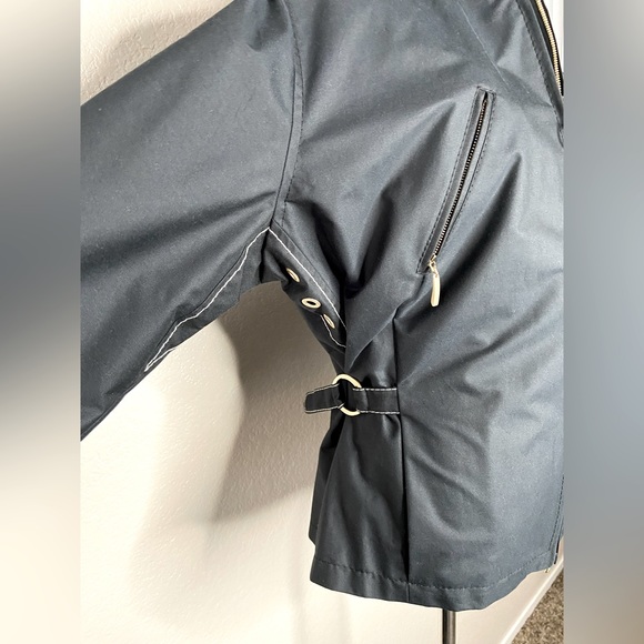 Escada jacket, never worn, black with gold details, super stylish! - Picture 8 of 11